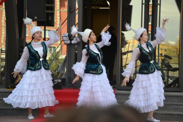 Coventry University Kazakhstan Celebrates Nauryz Fest on Campus